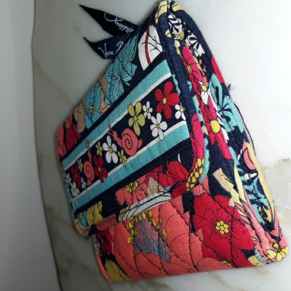 Vera Bradley "Happy Snails" Euro Wallet - Picture 3 of 10